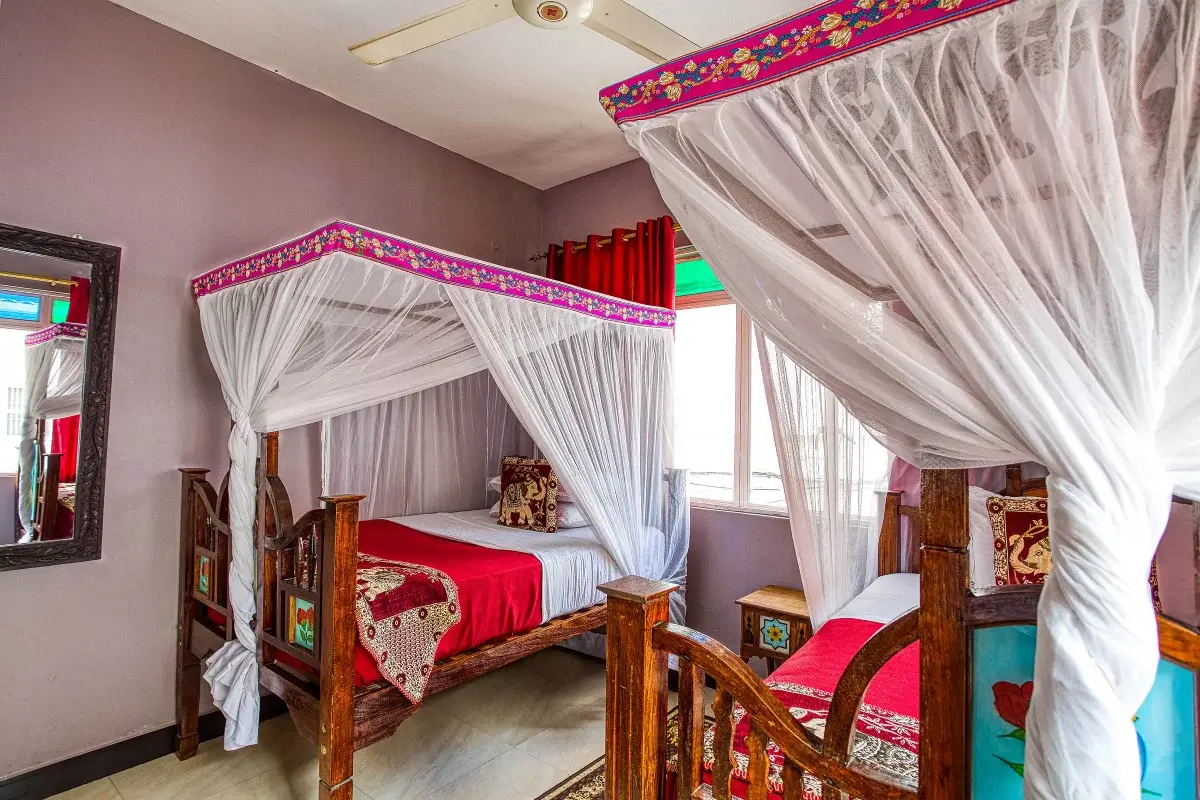 Deluxe Suite 1